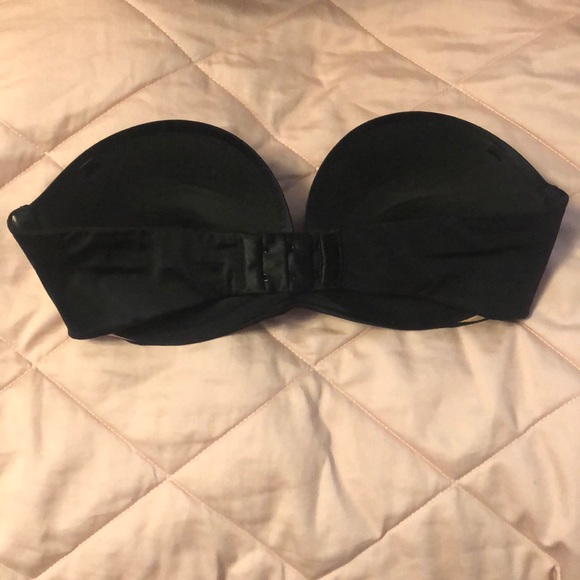 Strapless Victoria’s Secret Very Sexy pushUp - Picture 3 of 5